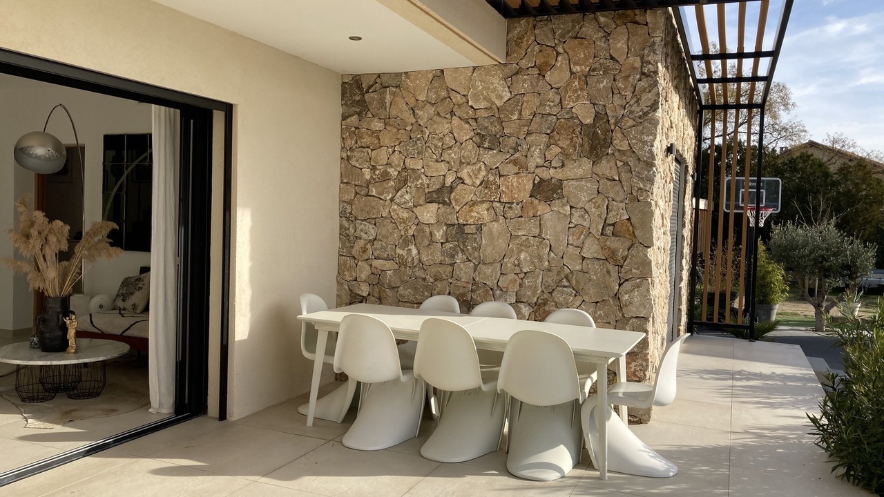 Photo of Outdoor in Cabries