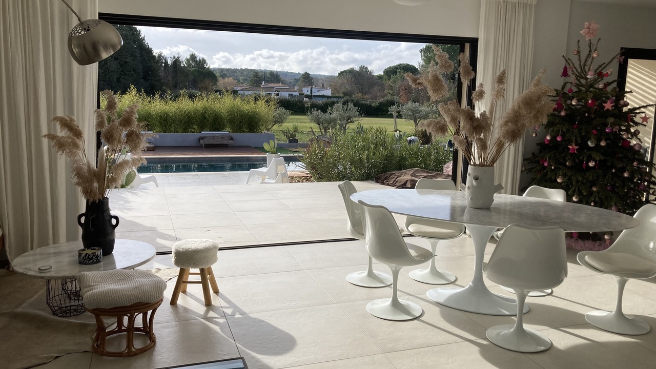 Photo of Outdoor in Cabries