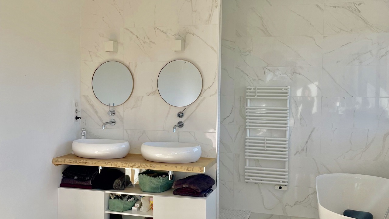 Photo of Bathroom in Cabries