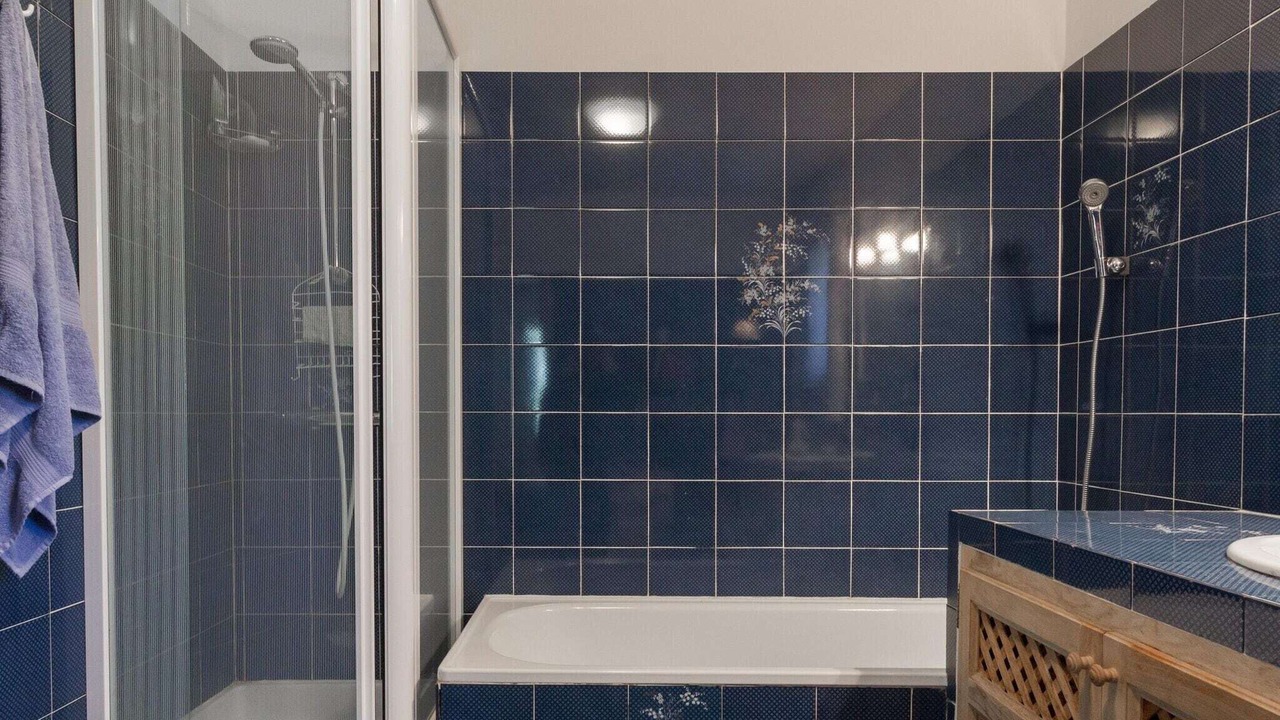 Photo of Bathroom in Saignon
