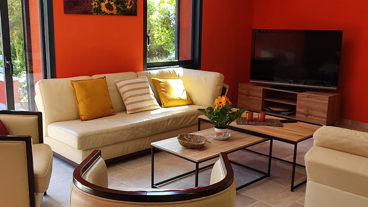 Photo of Livingroom in Puget