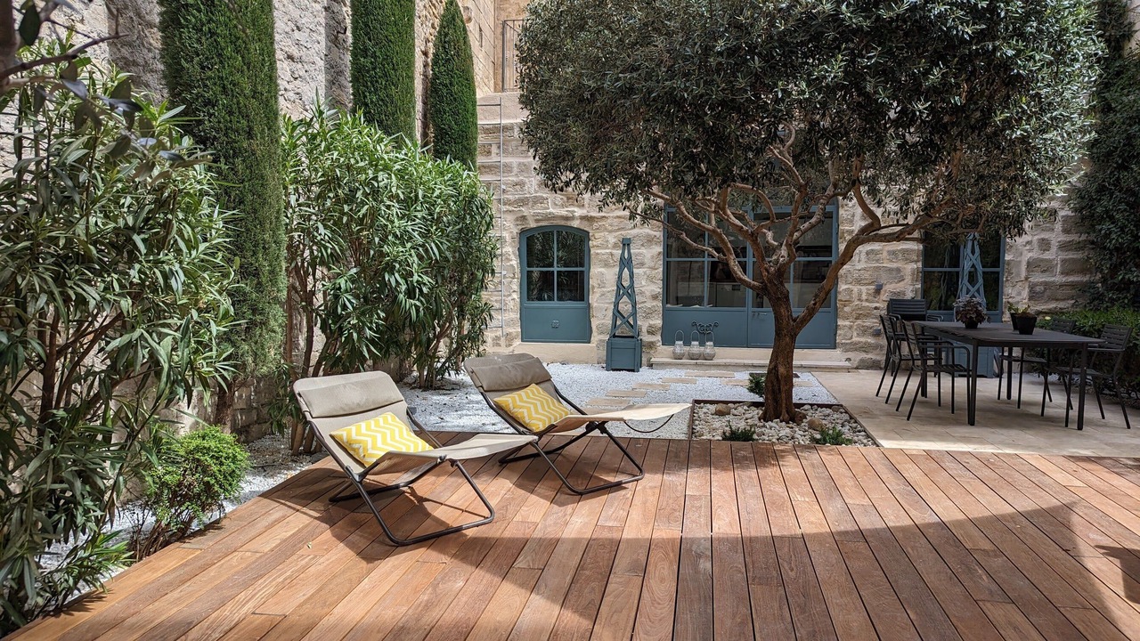 Photo of Outdoor in Avignon City Centre