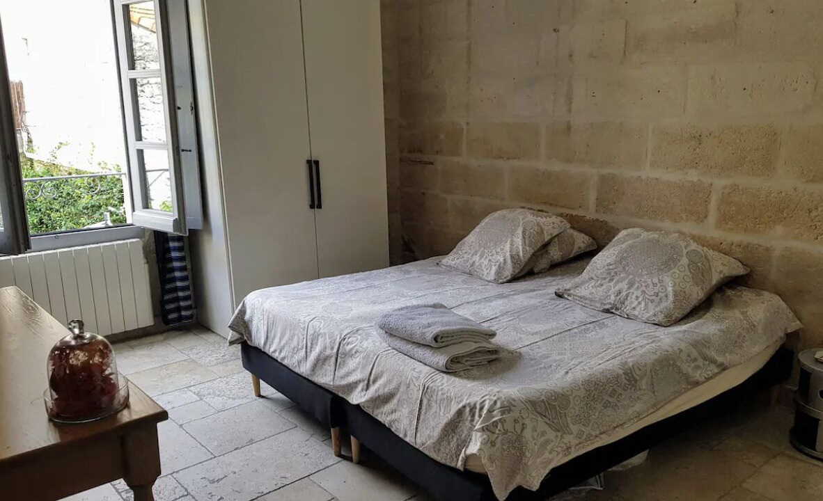 Photo of Bedroom in Avignon City Centre