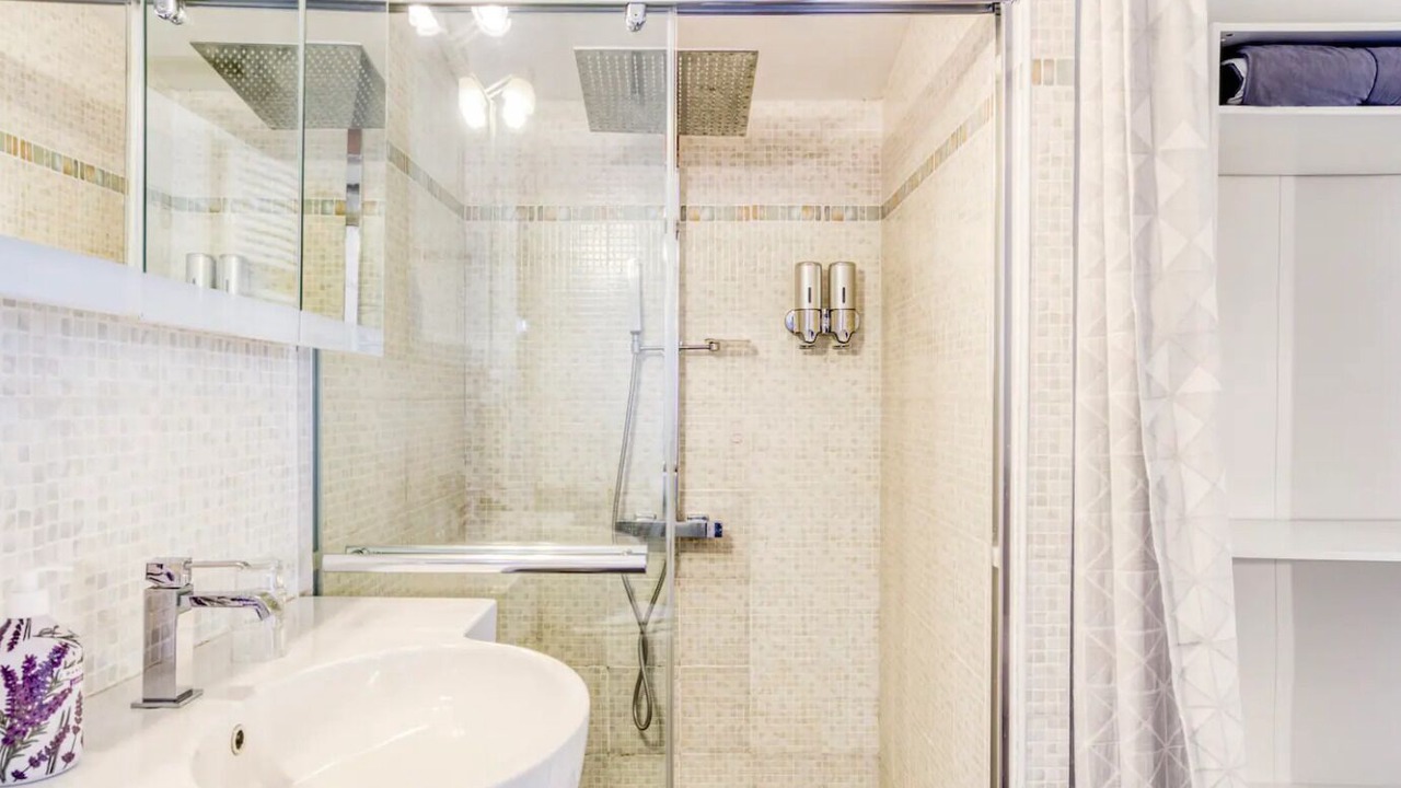 Photo of Bathroom in Greolieres