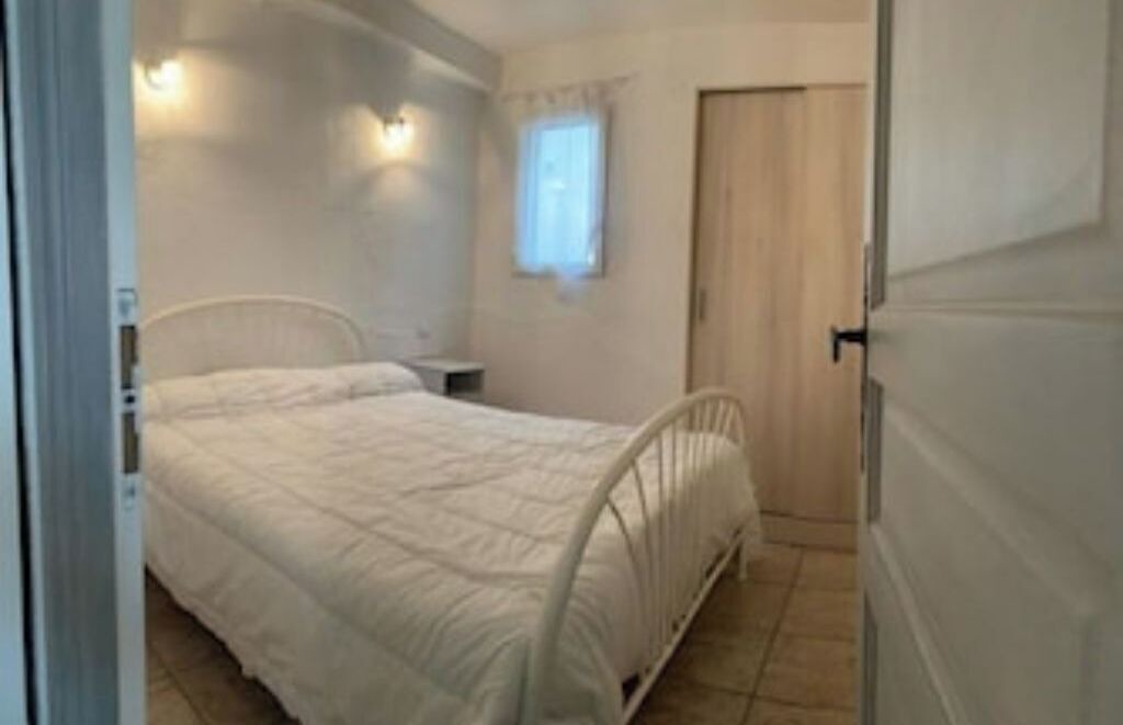 Photo of Bedroom in Beaucaire