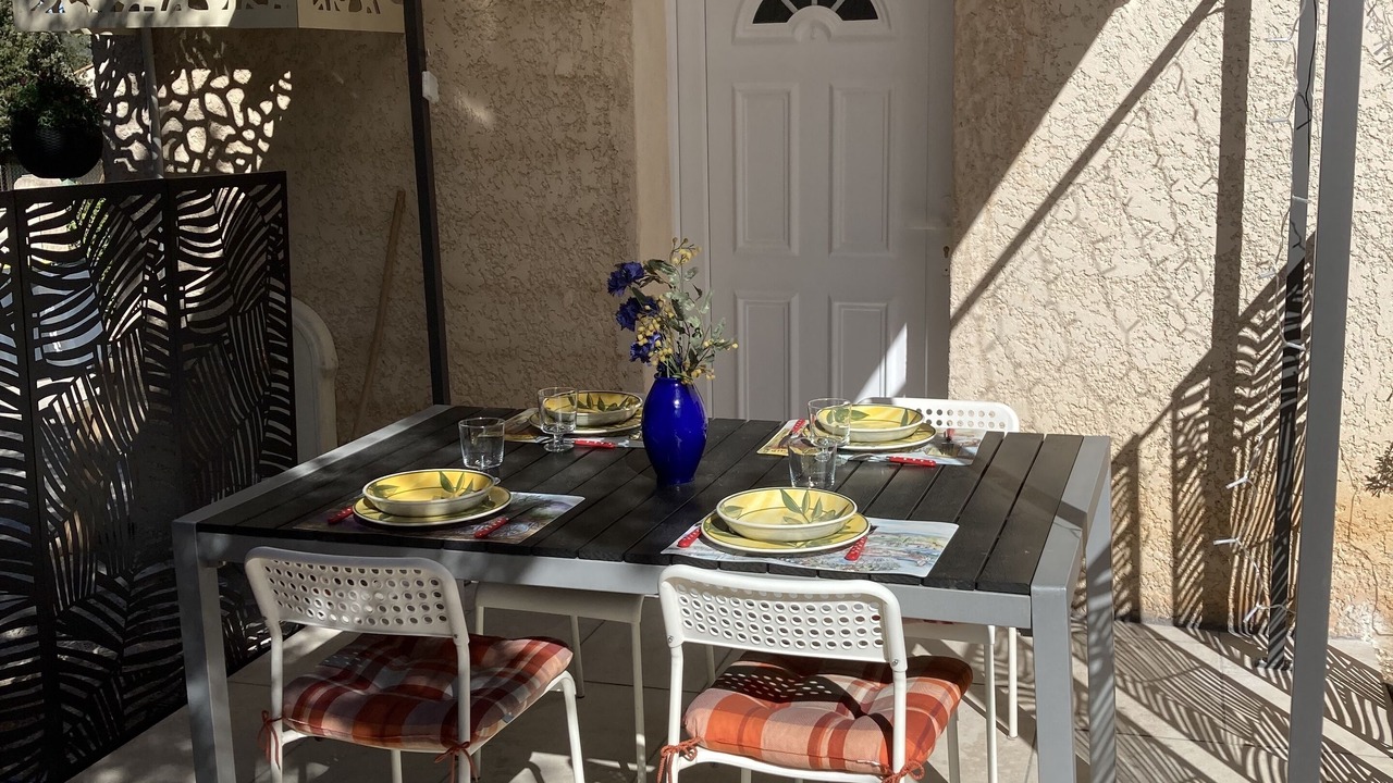 Photo of Outdoor in Gareoult