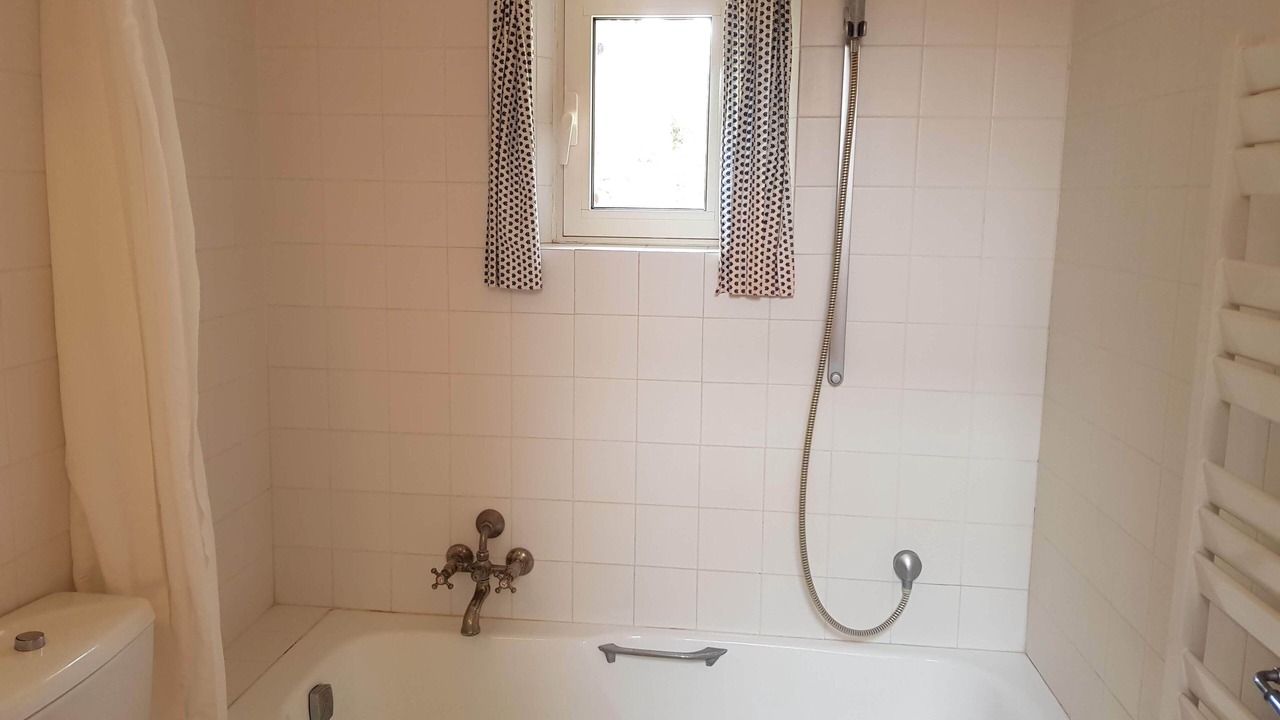 Photo of Bathroom in Saignon