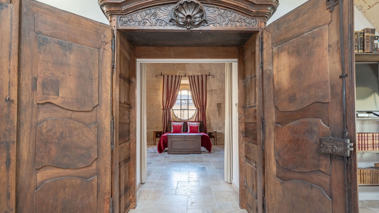 Photo of Bedroom in Avignon City Centre
