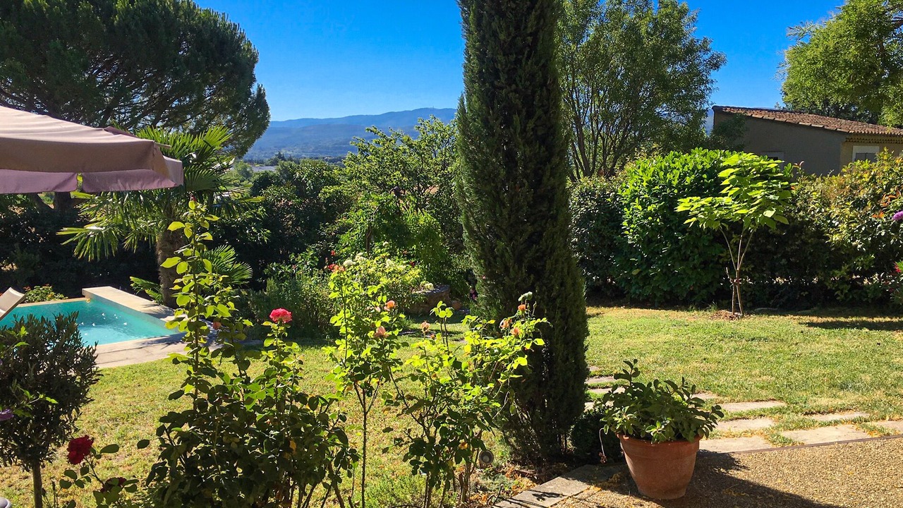 Photo of Outdoor in Gargas