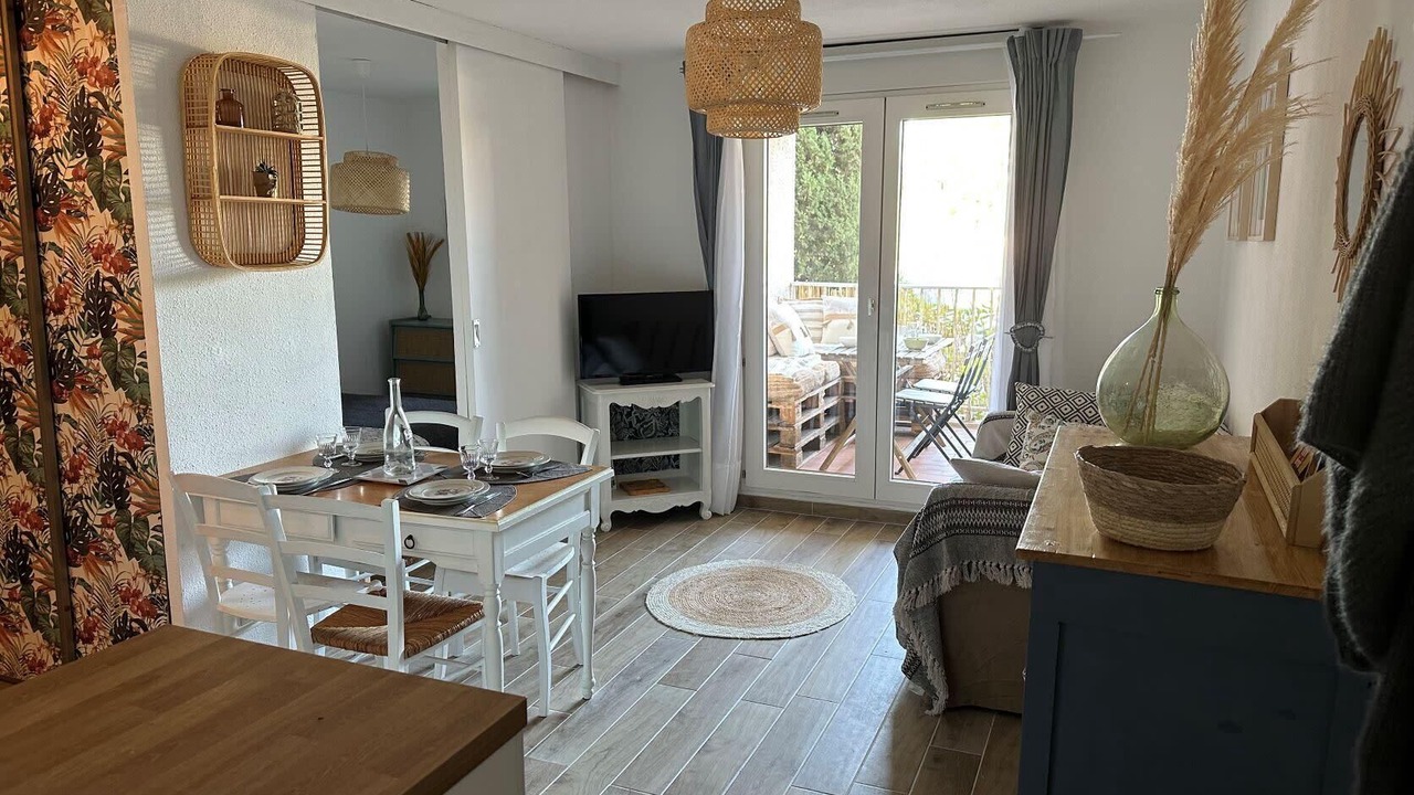 Photo of Livingroom in Miramar
