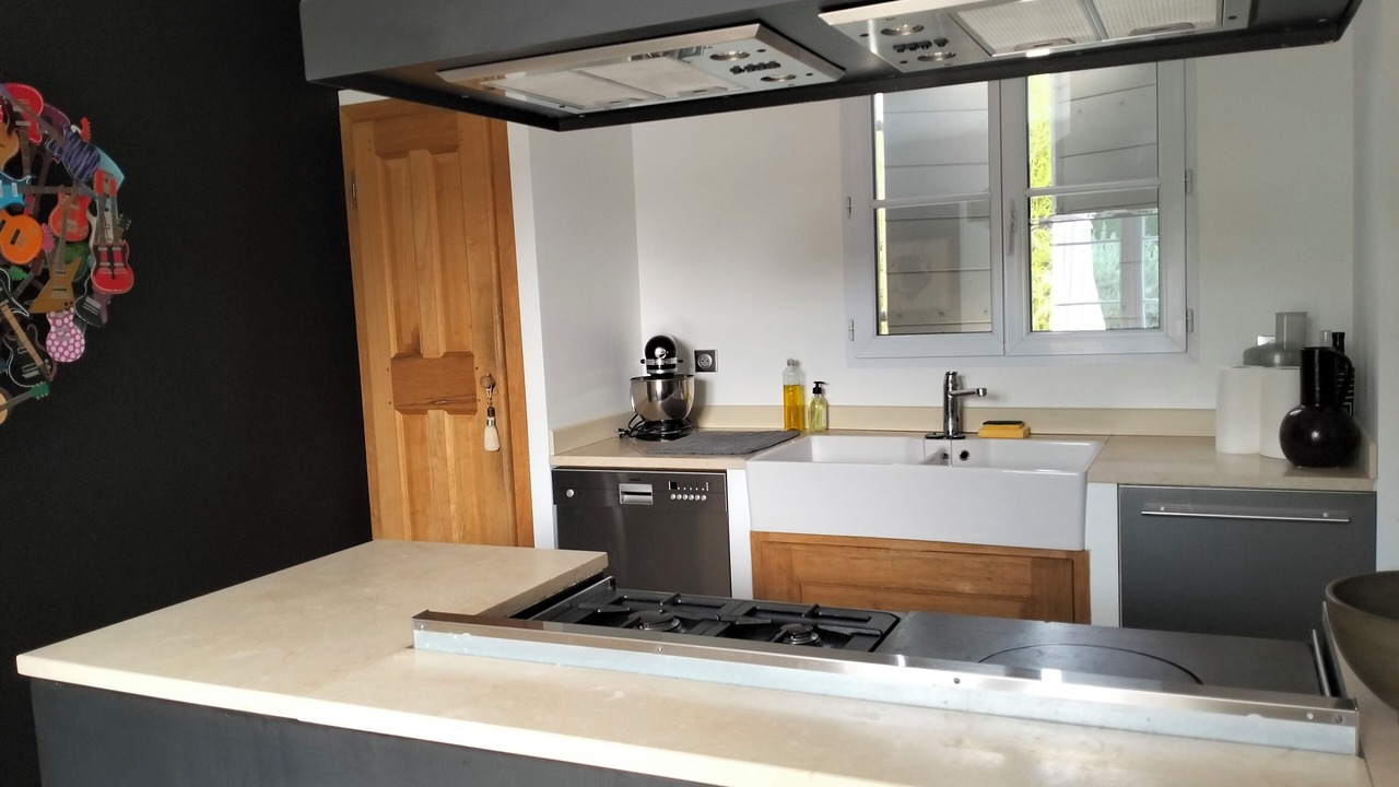 Photo of Kitchen in Entraigues-sur-la-Sorgue