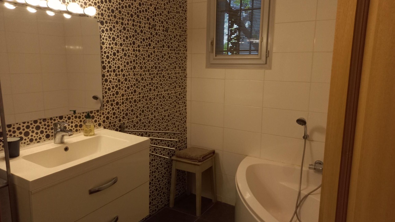 Photo of Bathroom in Courthezon