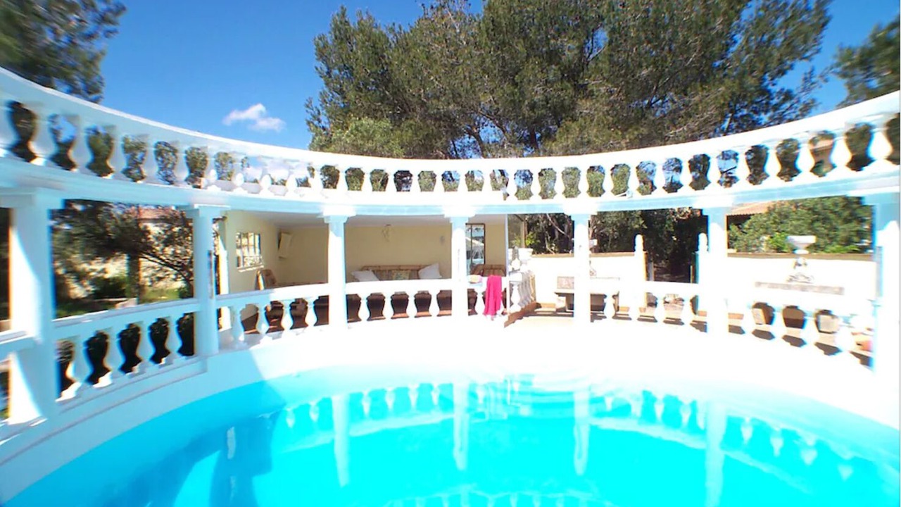 Photo of Outdoor in Beaucaire