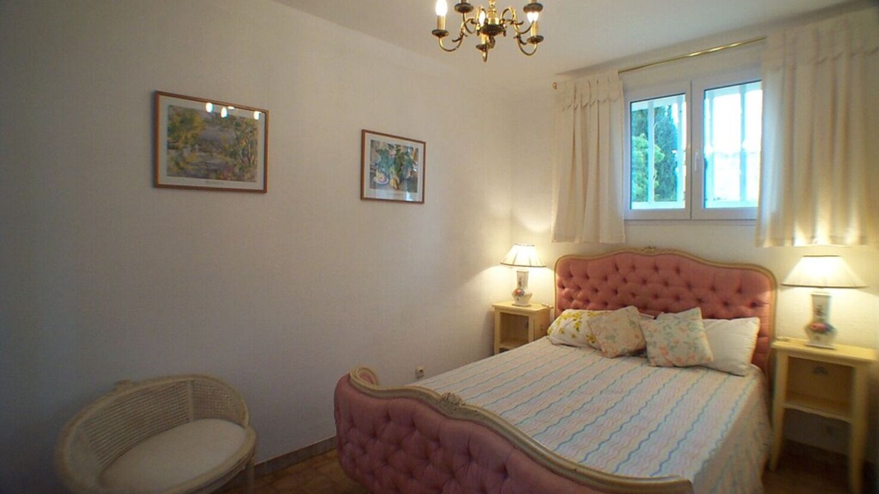 Photo of Bedroom in Beaucaire