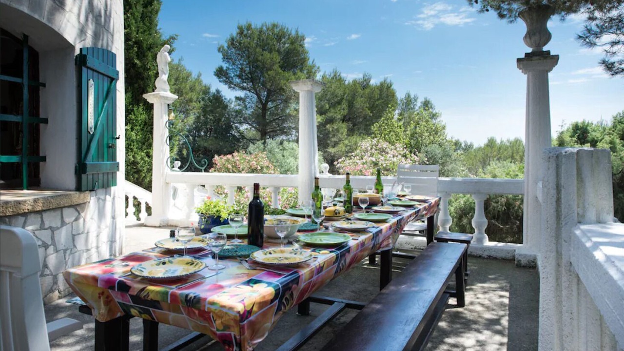 Photo of Outdoor in Beaucaire