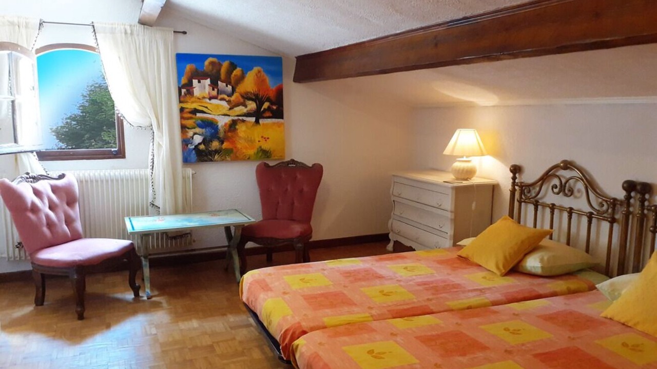 Photo of Bedroom in Beaucaire