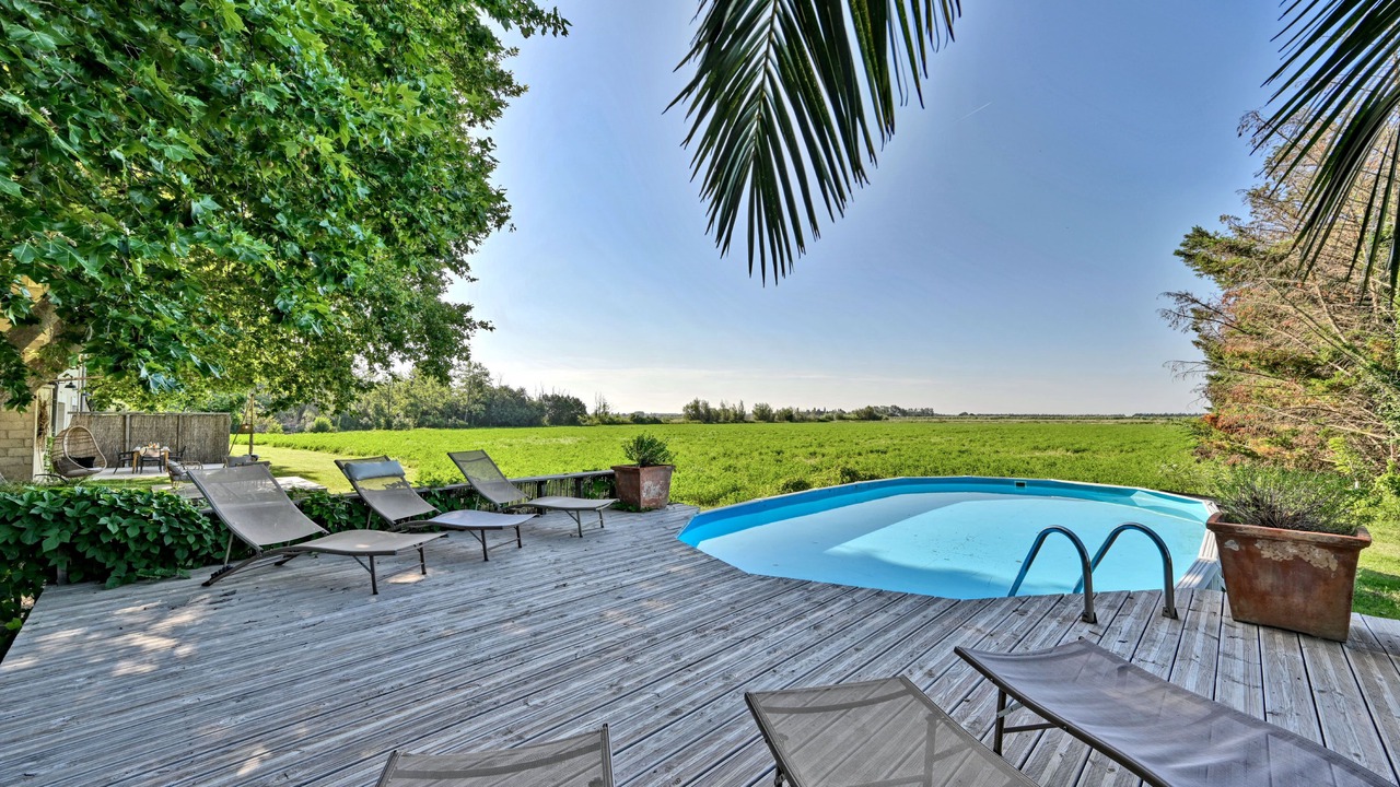 Photo of Outdoor in Beaucaire