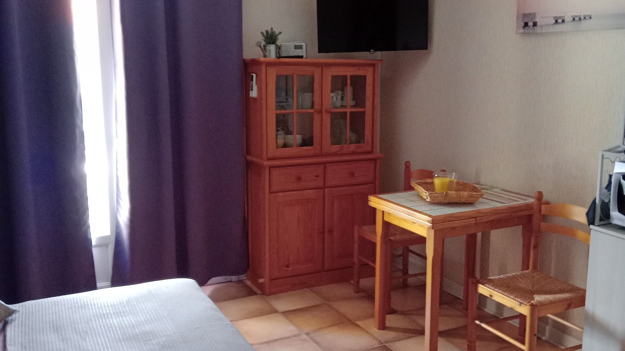 Photo of Bedroom in Greoux-les-Bains