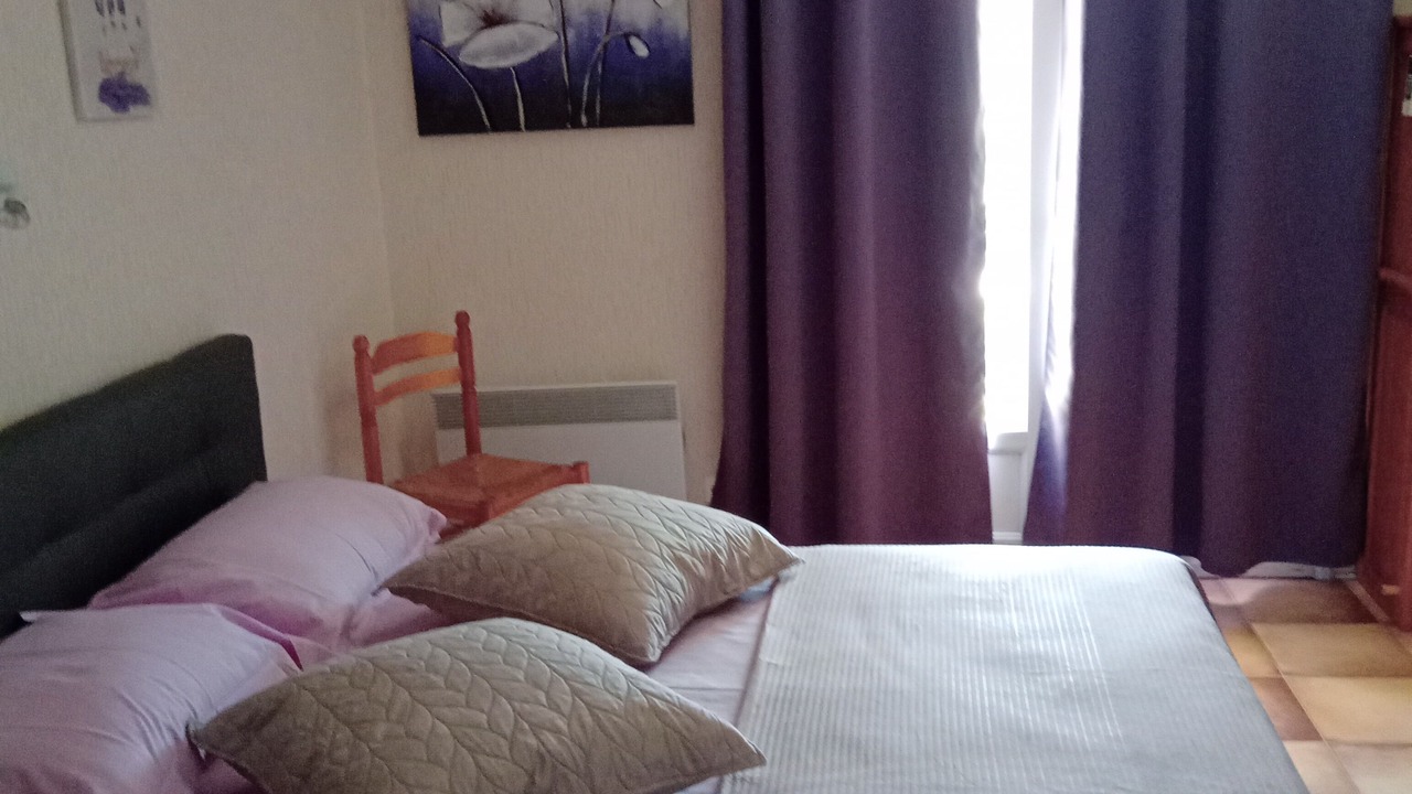 Photo of Bedroom in Greoux-les-Bains