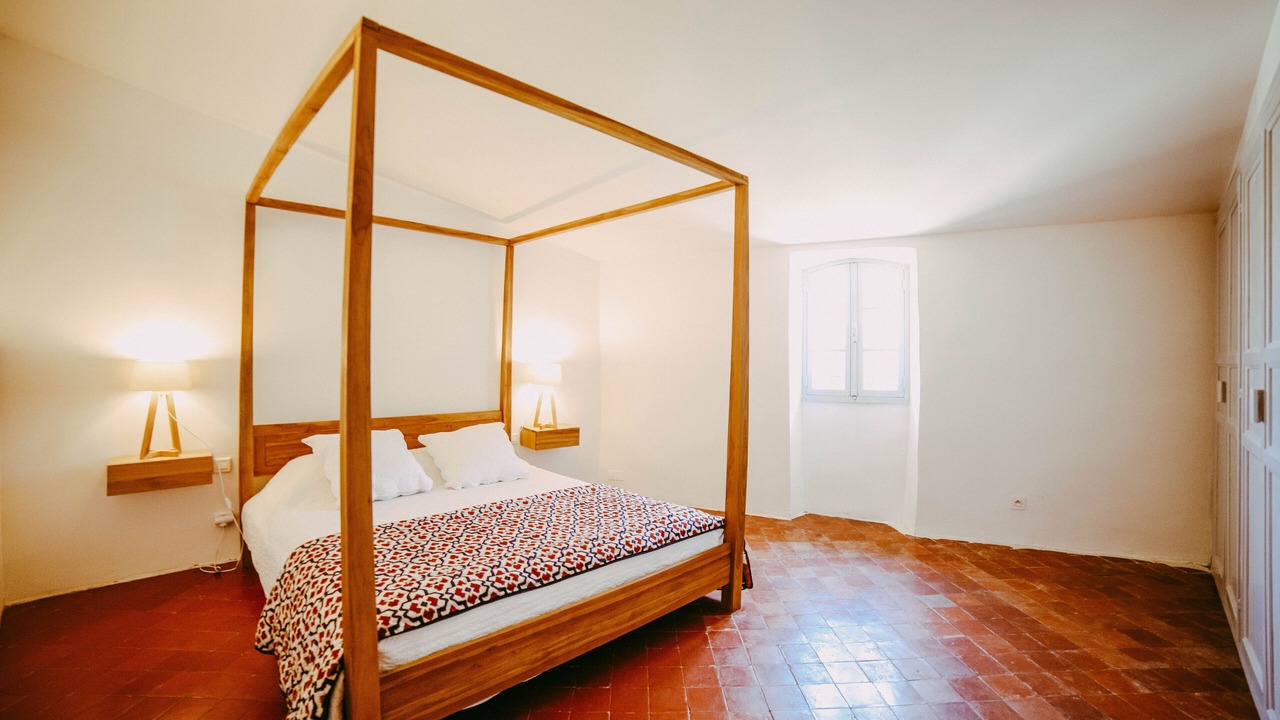 Photo of Bedroom in Oppede