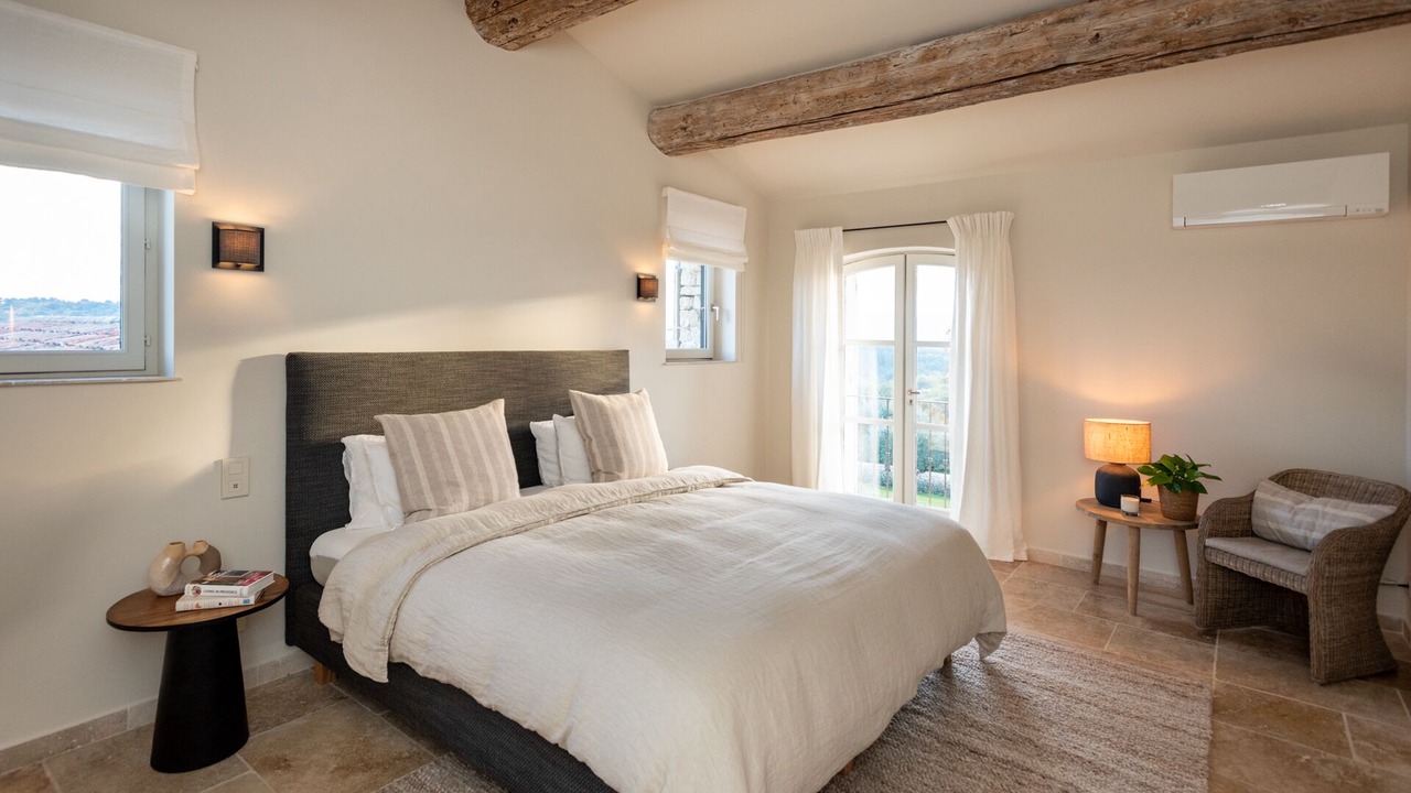 Photo of Bedroom in Gordes