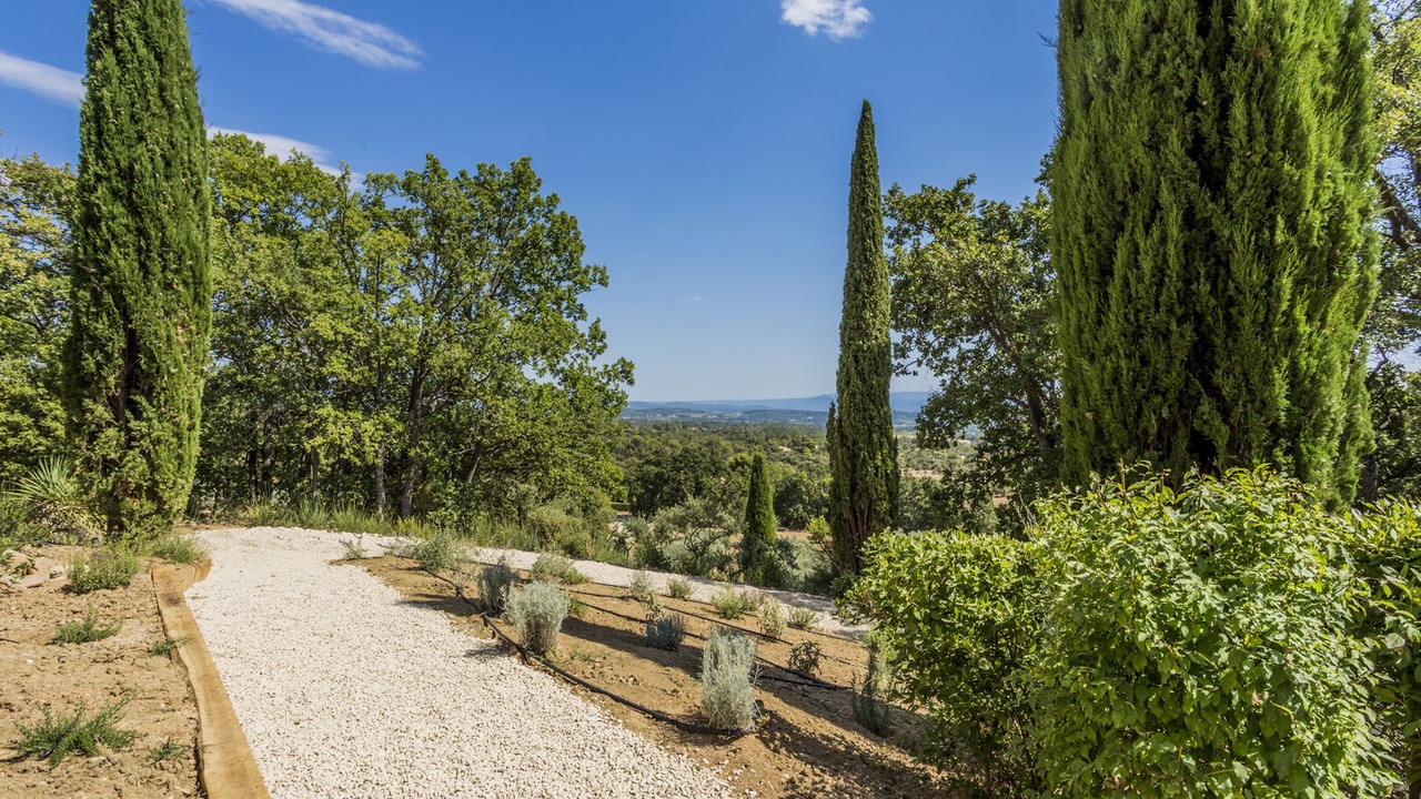 Photo of Outdoor in Cucuron