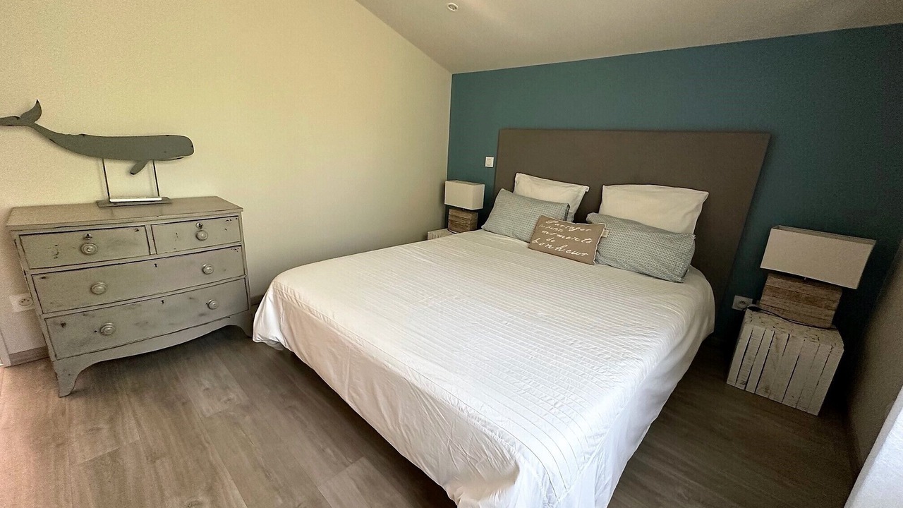 Photo of Bedroom in Roussillon