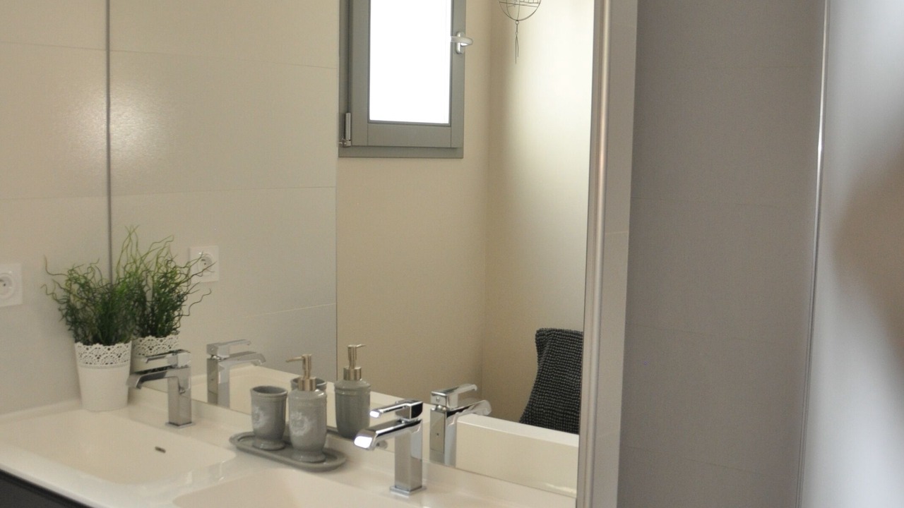 Photo of Bathroom in Roussillon