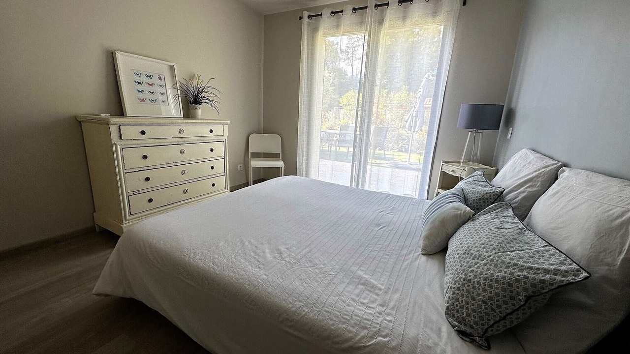 Photo of Bedroom in Roussillon