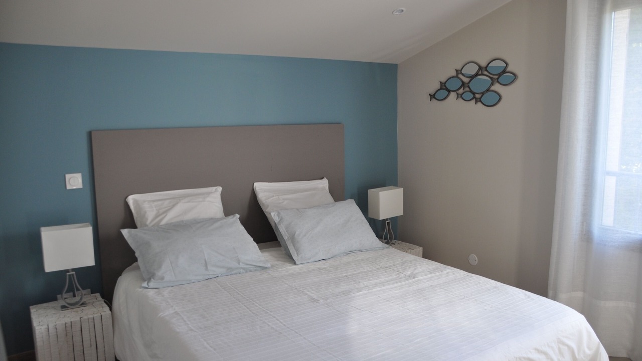 Photo of Bedroom in Roussillon