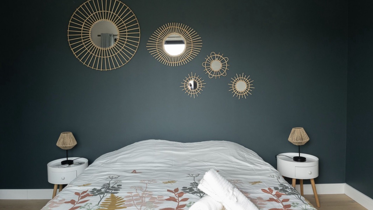 Photo of Bedroom in Orange