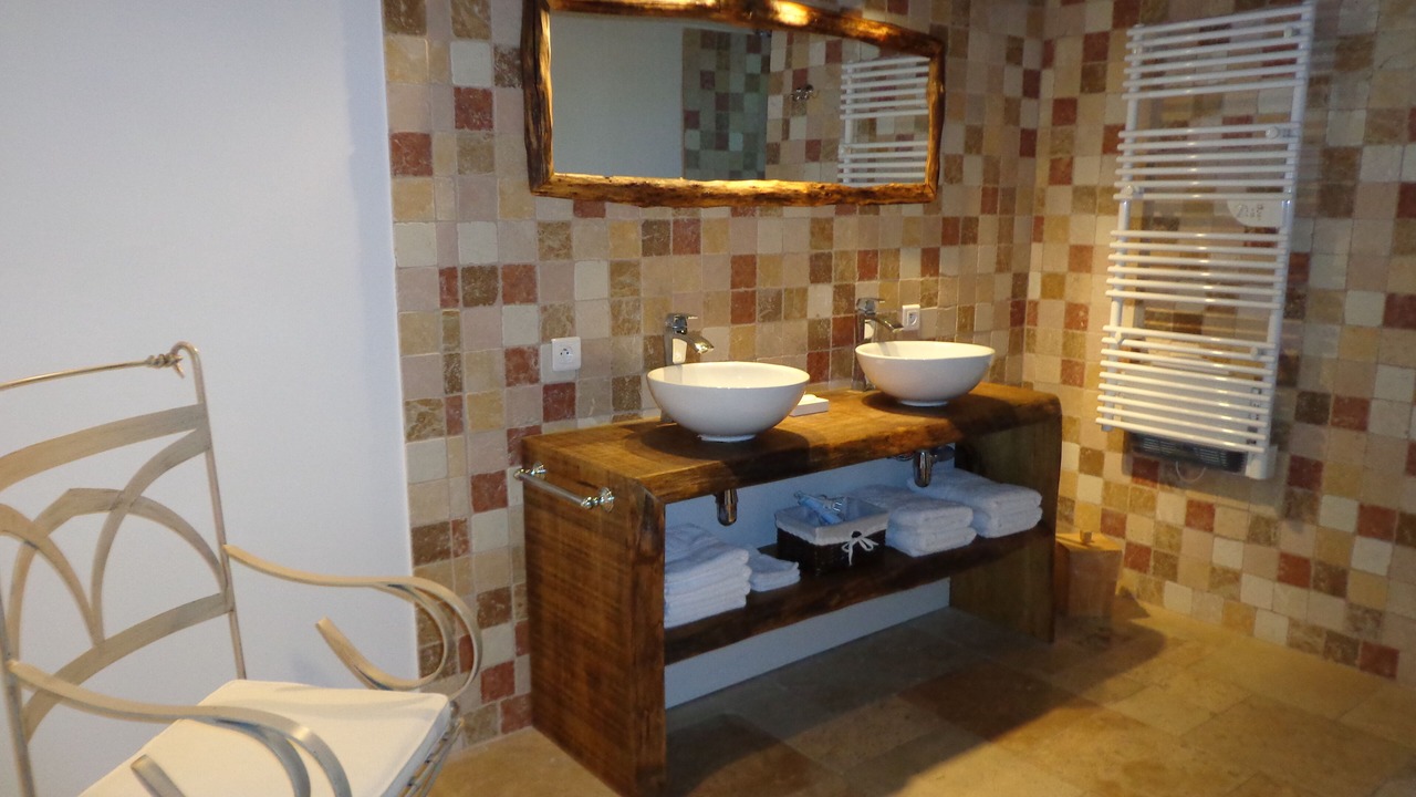 Photo of Bathroom in Molleges