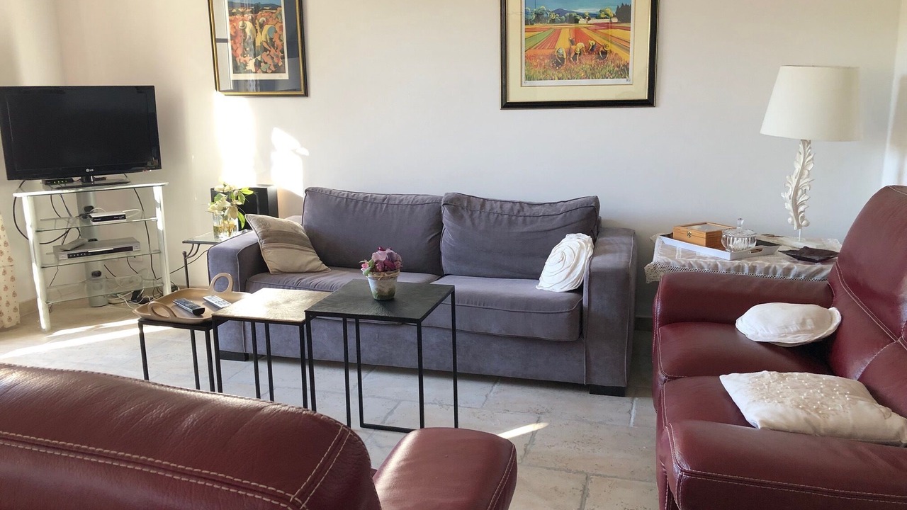 Photo of Livingroom in Sablet