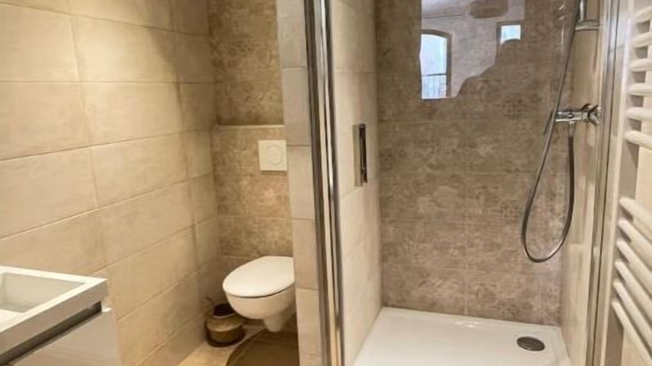 Photo of Bathroom in Maussane