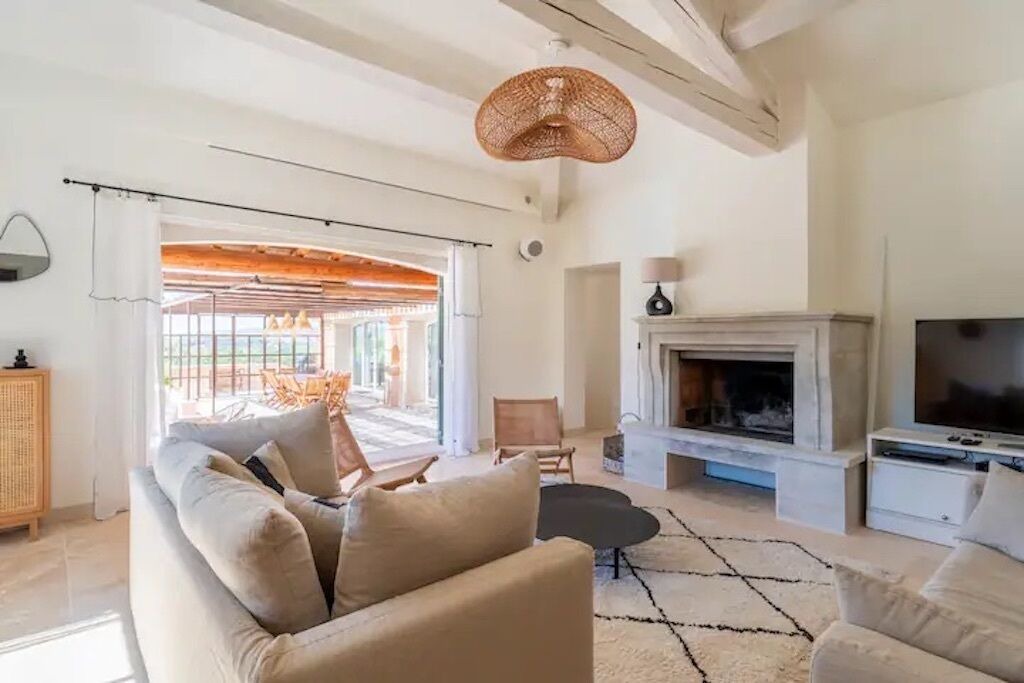 Photo of Livingroom in Goult