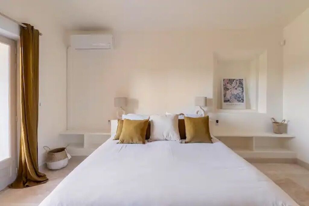 Photo of Bedroom in Goult