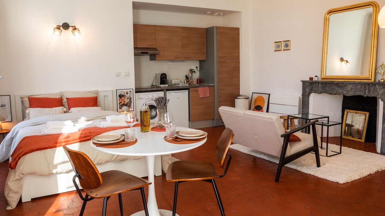 Photo of Bedroom in Noves
