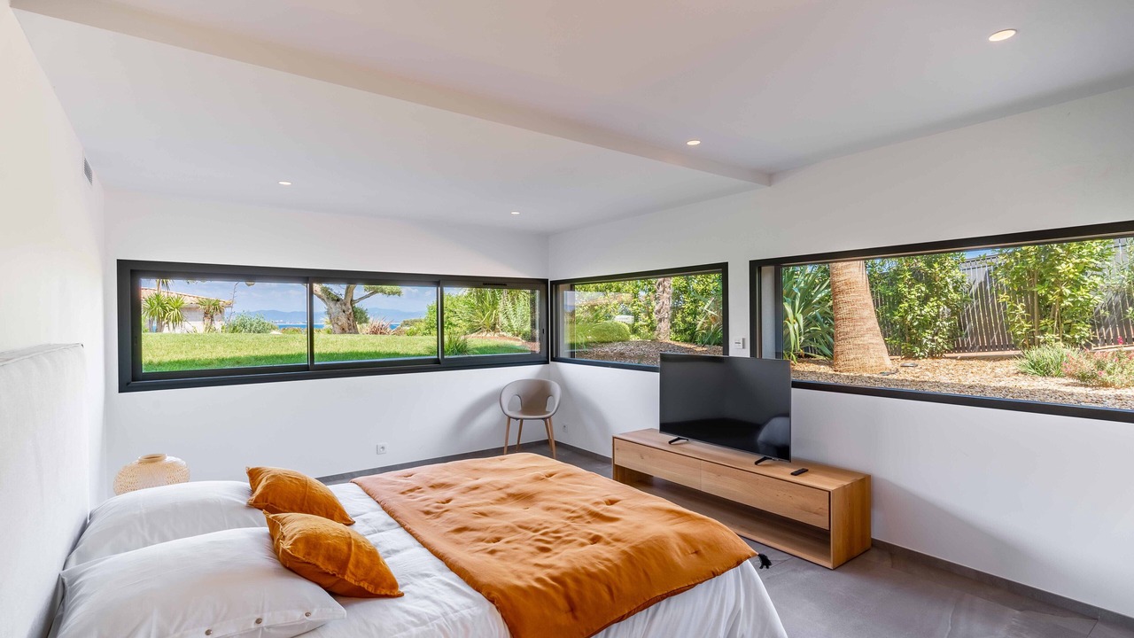 Photo of Bedroom in Giens