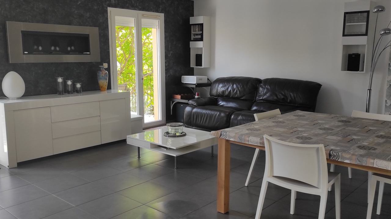 Photo of Livingroom in Pelissanne