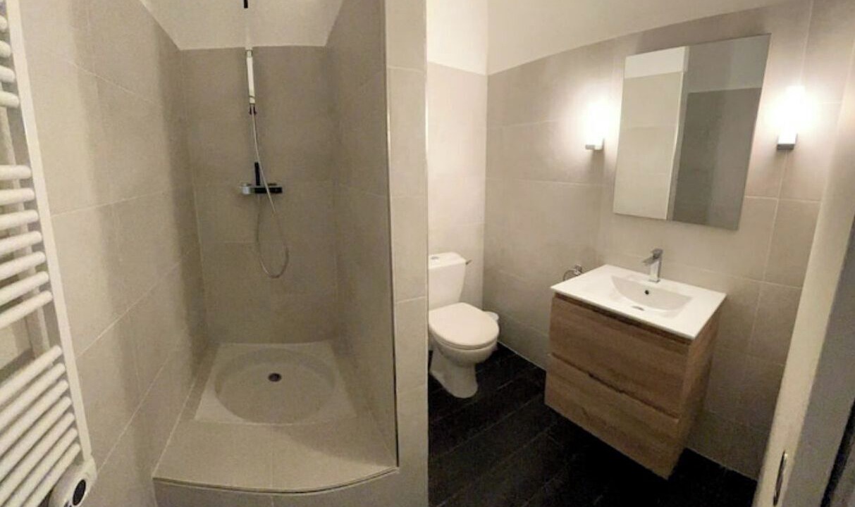 Photo of Bathroom in Coudoux