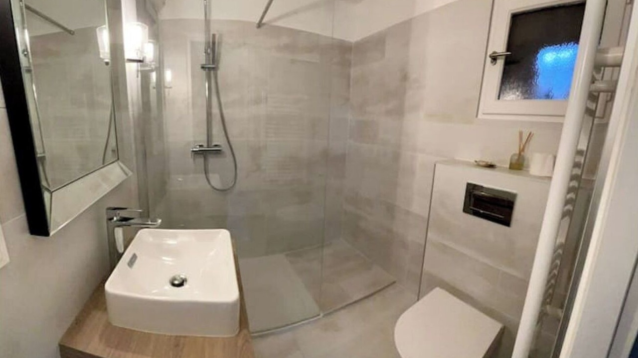 Photo of Bathroom in Coudoux
