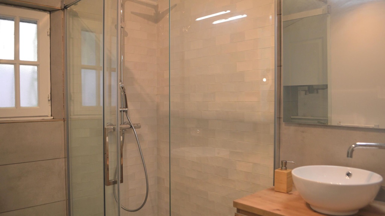 Photo of Bathroom in Figanieres
