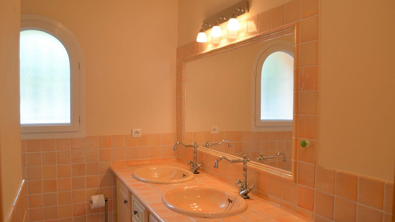 Photo of Bathroom in Montfort-sur-Argens