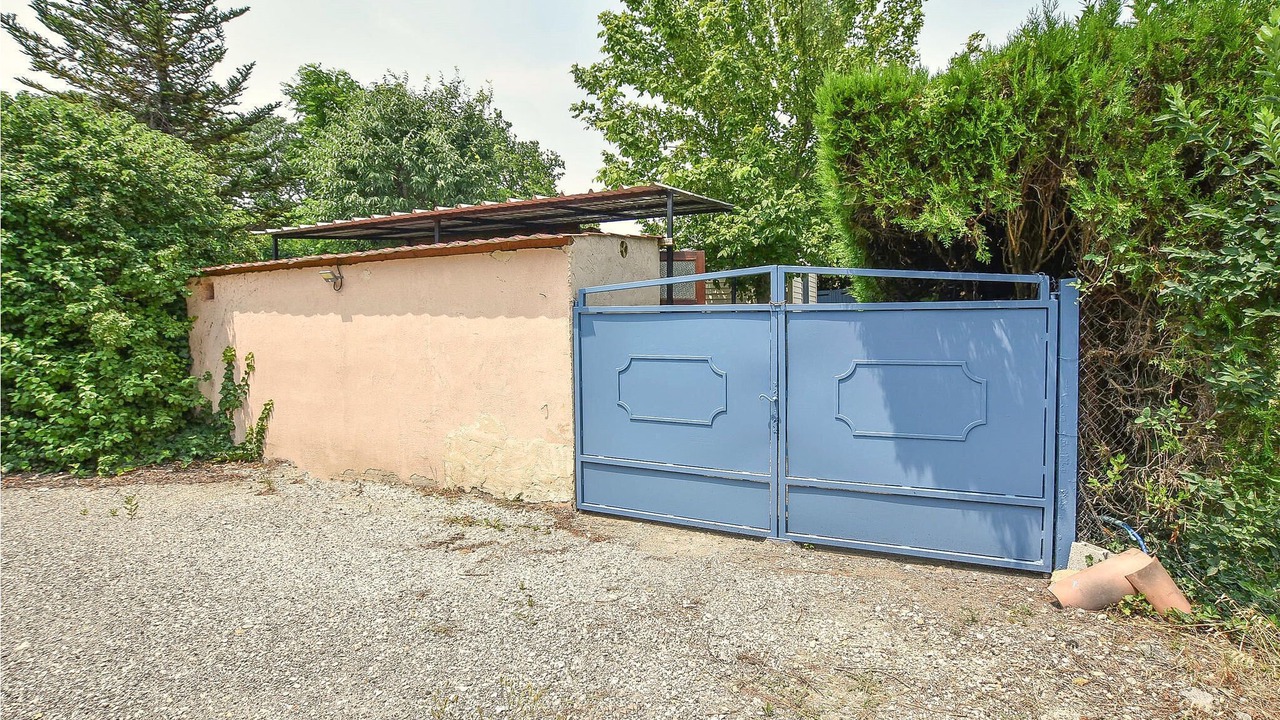 Photo of Others in Entraigues-sur-la-Sorgue