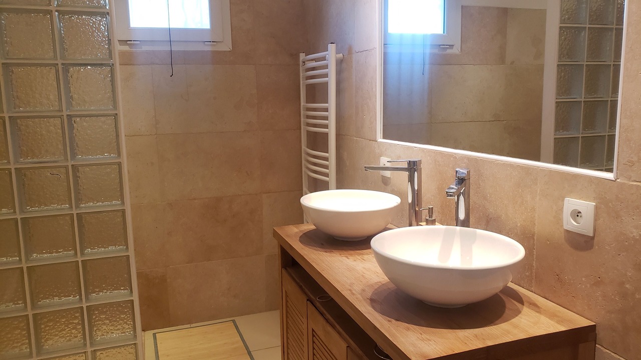 Photo of Bathroom in Chateaurenard