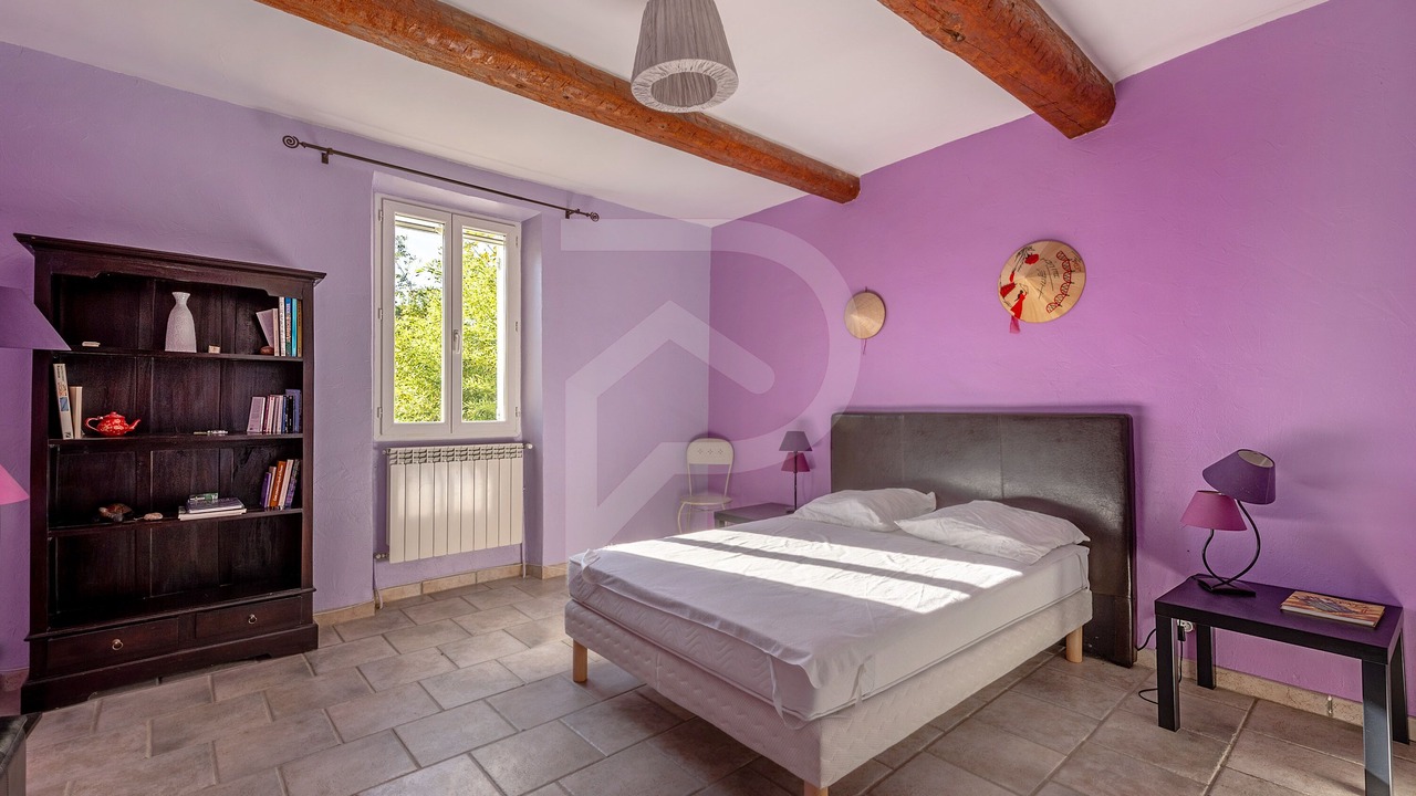 Photo of Bedroom in Entraigues-sur-la-Sorgue