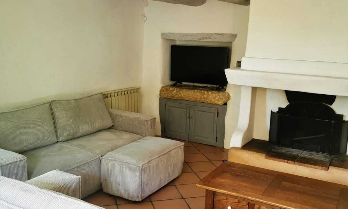 Photo of Livingroom in Orange