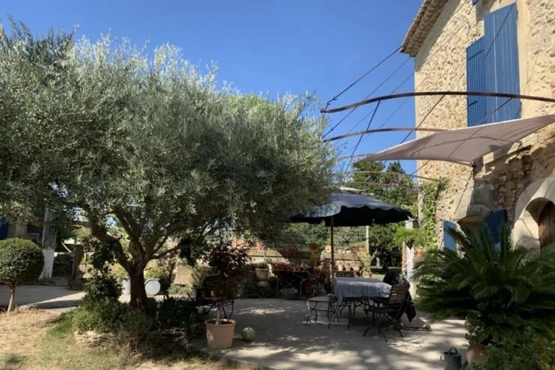Photo of Outdoor in Orange