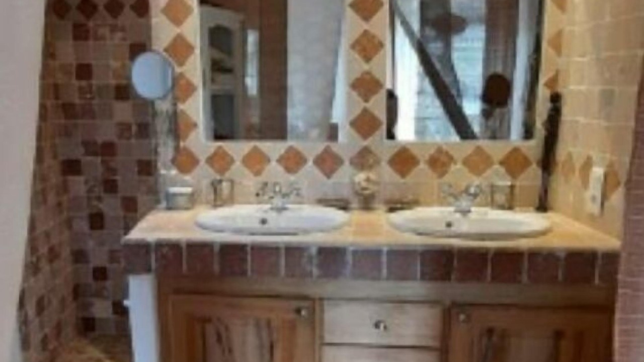 Photo of Bathroom in Roussillon