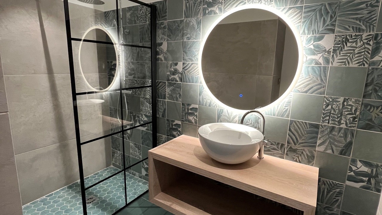 Photo of Bathroom in Chateauneuf-de-Gadagne